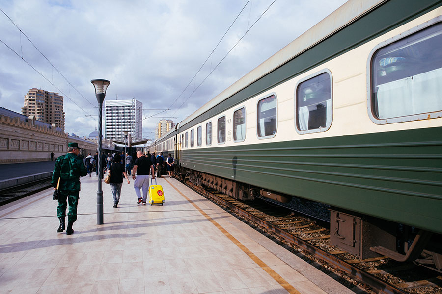Night train from Tbilisi, Georgia to Baku, Azerbaijan – Wongie